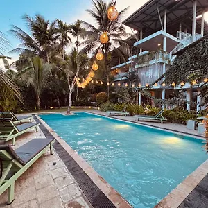 French Garden Hotel