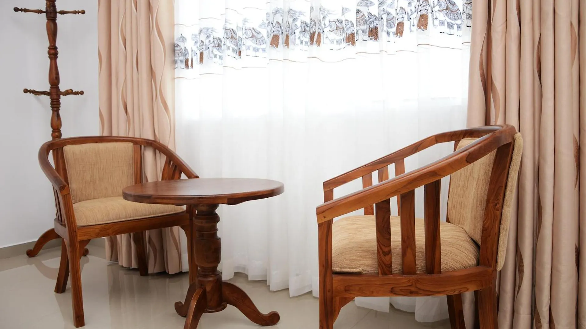 Ceylan Crest Hotel Kandy 3*,